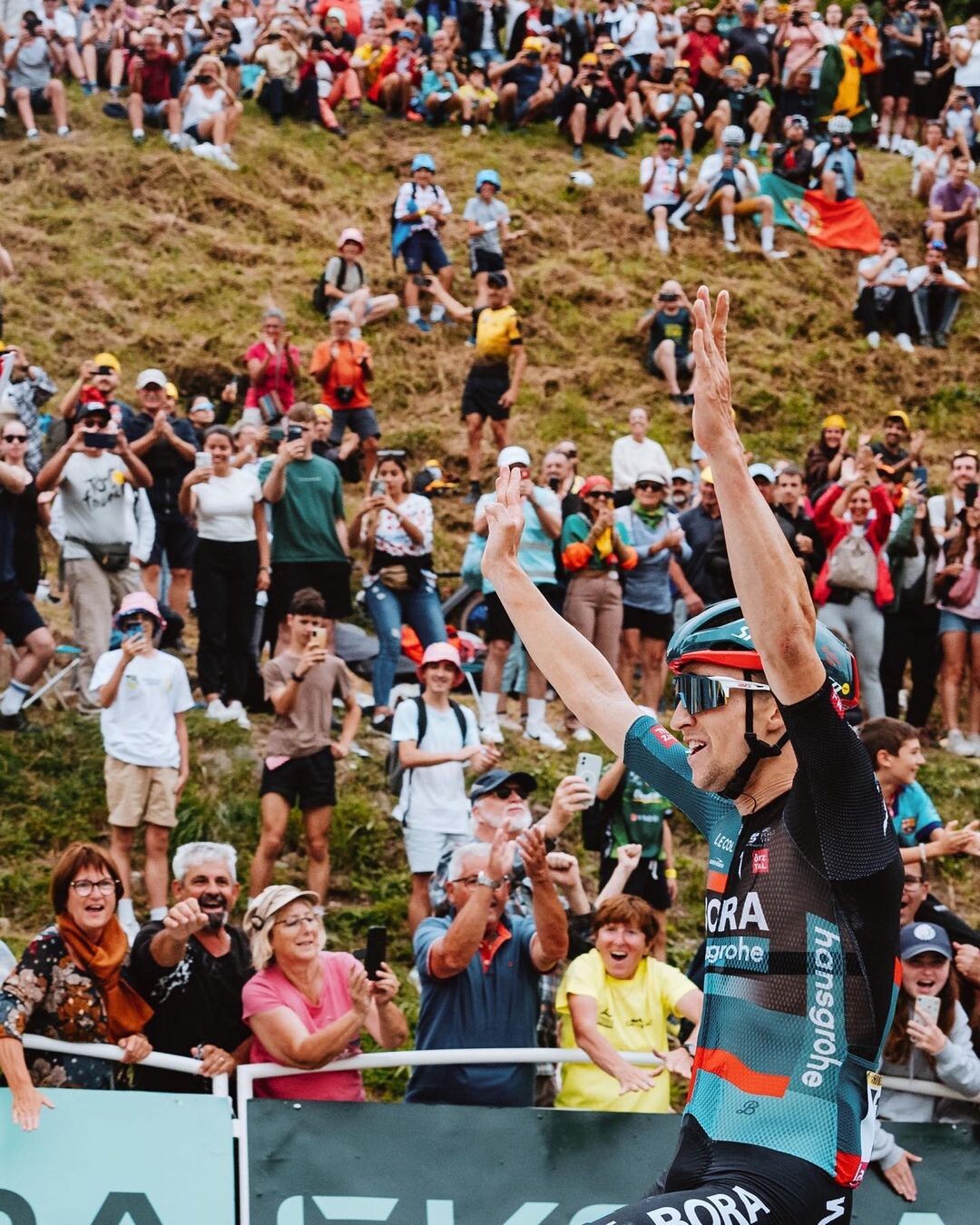 Jai Hindley crossing the line, Stage 5 of the 2023 Tour de France. Photo by Ashley Gruber https://www.instagram.com/ashleygruber/